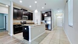 Picture of 1819 Redmond Brook Lane, Ruskin, FL 33570