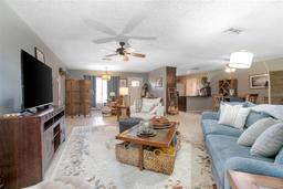 Picture of 10477 Montpelier Circle, Orlando, FL 32821