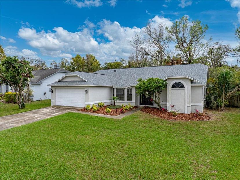 Picture of 2745 Horseshoe Drive, Plant City FL 33566