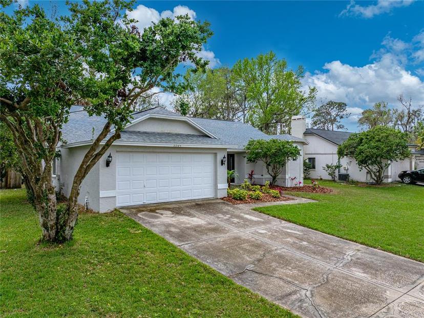 Picture of 2745 Horseshoe Drive, Plant City FL 33566