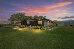 Picture of 2102 W Knights Griffin Road, Plant City, FL 33565