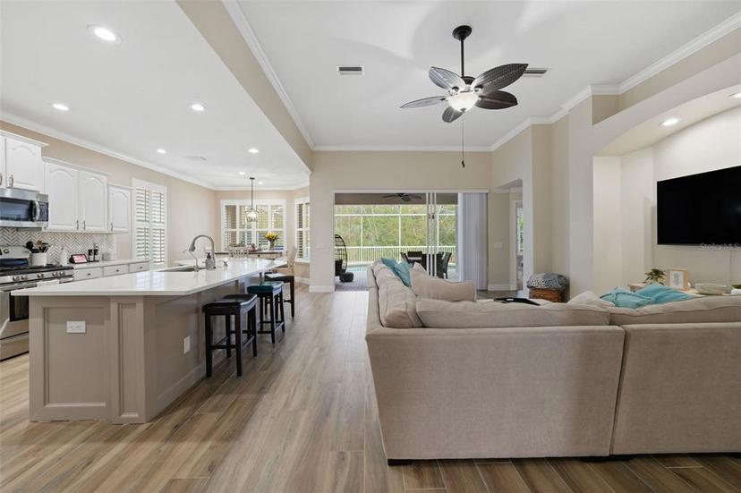 Picture of 9408 Greenpointe Drive, Tampa FL 33626