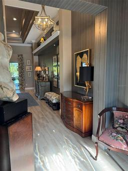 Picture of 10267 Julia Isles Avenue, Oxford, FL 34484