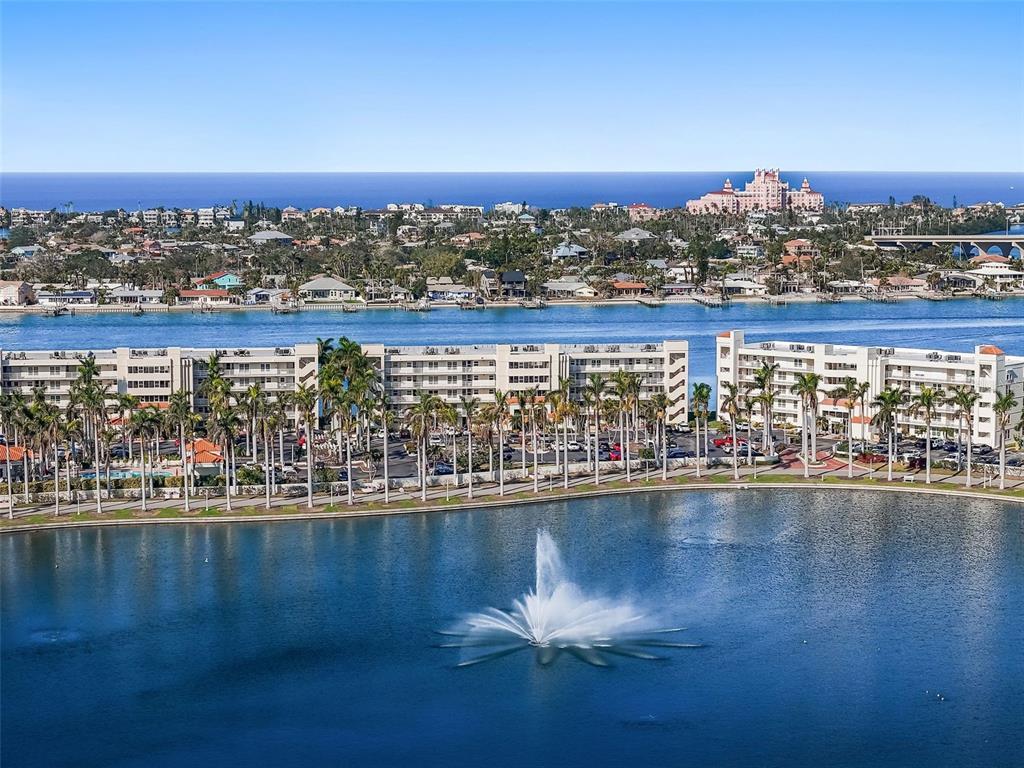 Picture of 6083 Bahia Del Mar Circle Unit 359, St Petersburg, FL 33715