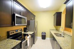 Picture of 2305 Silver Palm Drive Unit 102, Kissimmee, FL 34747