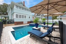 Picture of 415 W Rich Avenue, Deland, FL 32720