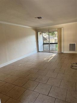 Picture of 141 Fernery Road Unit B5, Lakeland, FL 33809