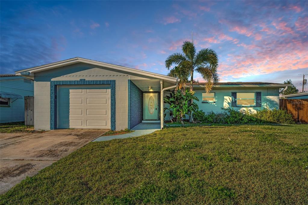 Picture of 11077 87Th Avenue, Seminole, FL 33772
