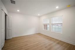 Picture of 4511 S Manhattan Avenue Unit 28, Tampa, FL 33611