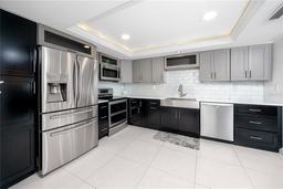 Picture of 17920 Gulf Boulevard Unit 702, Redington Shores, FL 33708