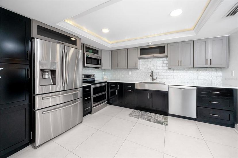 Picture of 17920 Gulf Boulevard Unit 702, Redington Shores FL 33708