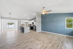 Picture of 3525 65Th Avenue Circle E, Sarasota, FL 34243