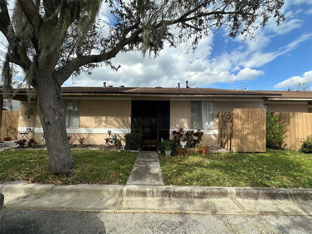 Picture of 996 Dolphin Drive, Winter Garden, FL 34787