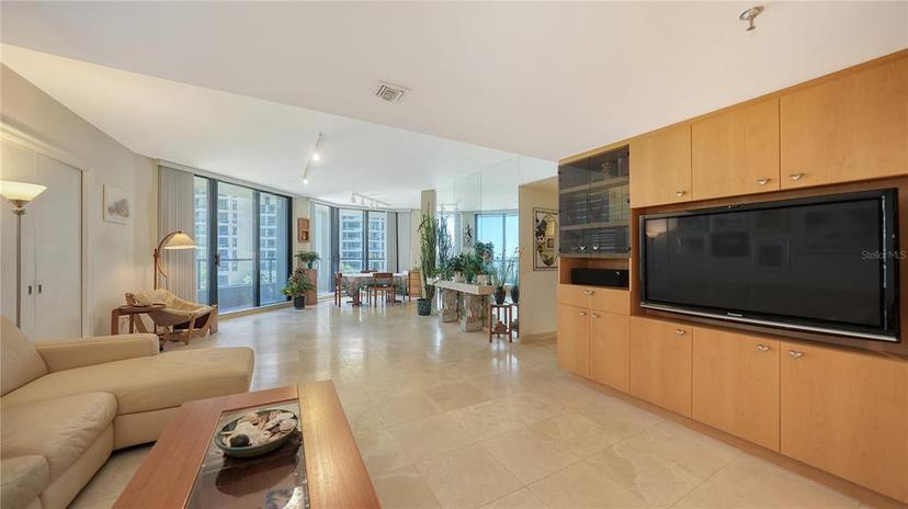 Picture of 1211 Gulf Of Mexico Drive Unit 207, Longboat Key FL 34228