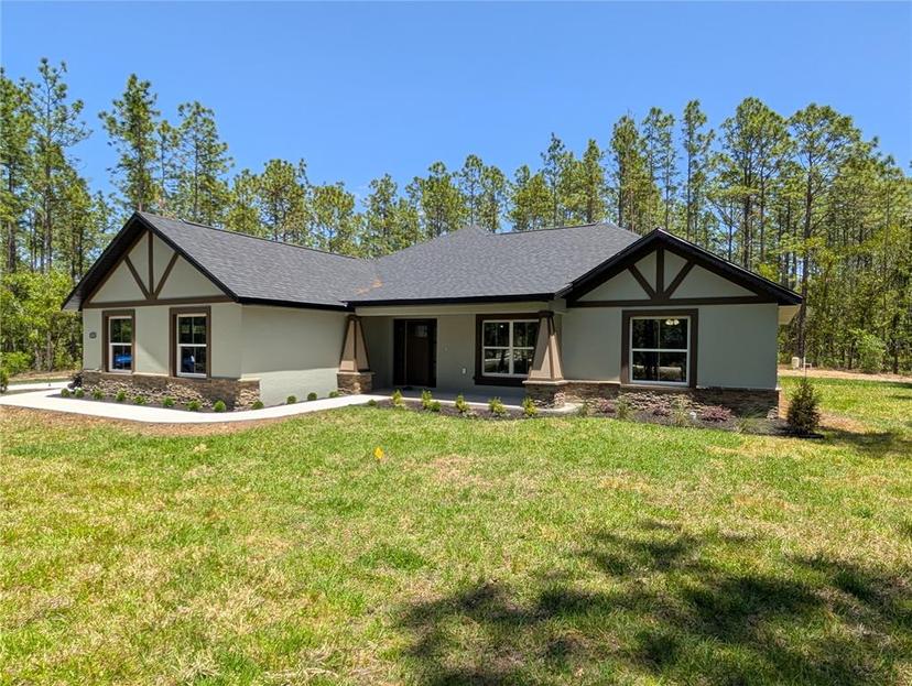Picture of 8303 SW 127 Avenue, Dunnellon FL 34432