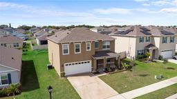 Picture of 2024 Griffin Oaks Way, Tavares, FL 32778