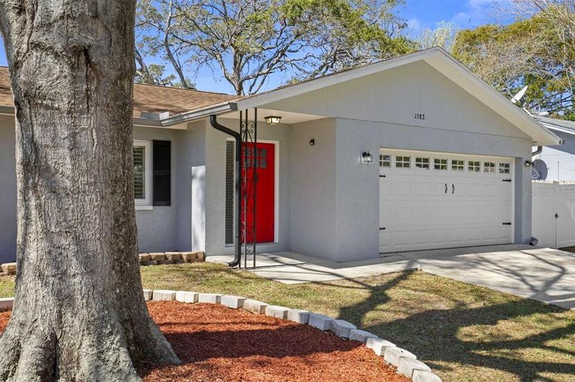 Picture of 1582 Sandalwood Drive, Dunedin FL 34698