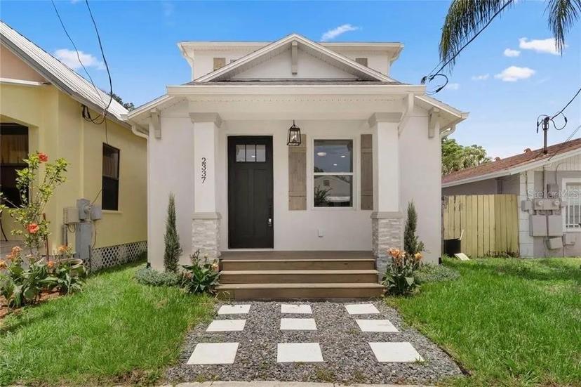 Picture of 2337 W Walnut Street, Tampa FL 33607