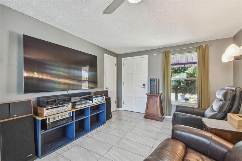 Picture of 1301 Melonwood Avenue, Clearwater FL 33759