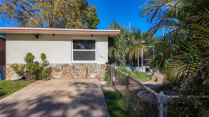 Picture of 3501 Beechwood Terrace N, Pinellas Park FL 33781