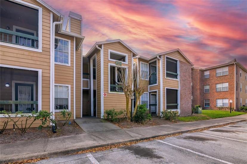 Picture of 5530 Chrishire Way Unit D204, Orlando FL 32822
