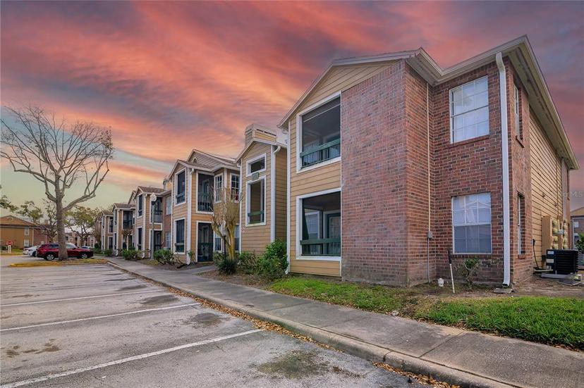 Picture of 5530 Chrishire Way Unit D204, Orlando FL 32822