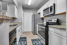 Picture of 5530 Chrishire Way Unit D204, Orlando, FL 32822