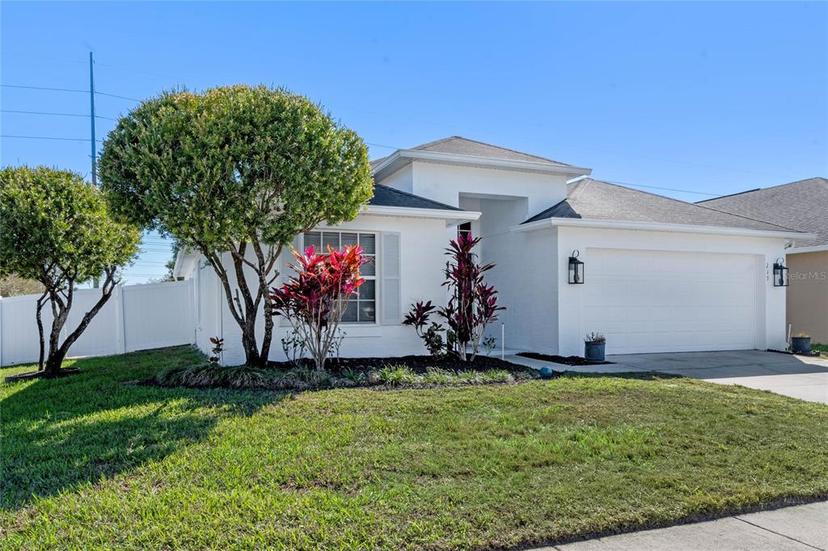 Picture of 239 Bronze Leaf Court, Apopka FL 32703