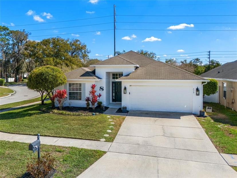 Picture of 239 Bronze Leaf Court, Apopka FL 32703