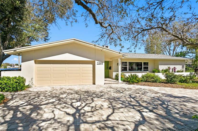 Picture of 3399 Maple Street Ne, St Petersburg FL 33704