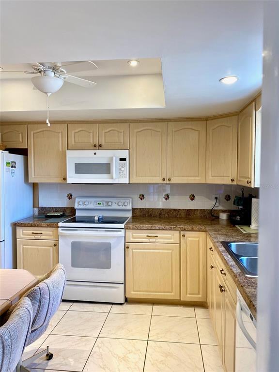 Picture of 1616 S Lake Avenue Unit 4, Clearwater FL 33756