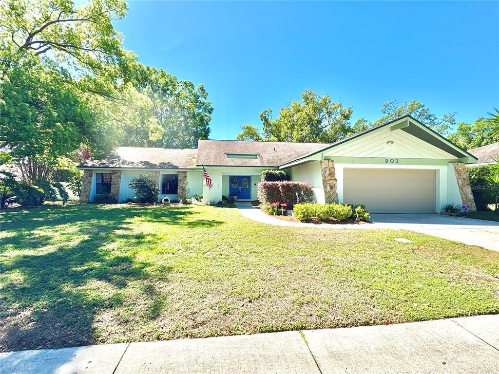 Picture of 903 Setter Court, Seffner, FL 33584
