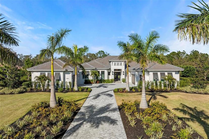 Picture of 8455 Lindrick Lane, Bradenton FL 34202