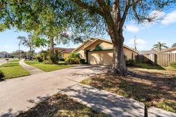 Picture of 1410 Wakefield Drive, Brandon, FL 33511