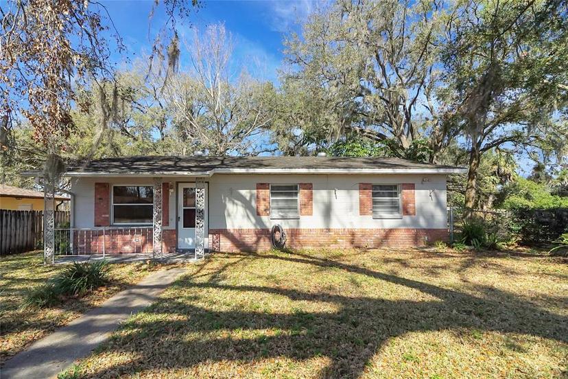 Picture of 6213 Highland Avenue, Leesburg FL 34748