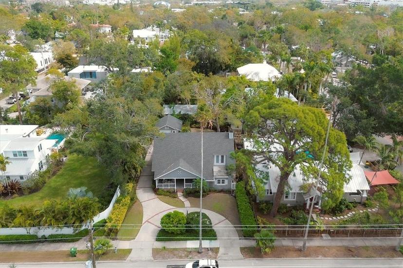 Picture of 1231 S Orange Avenue, Sarasota FL 34239