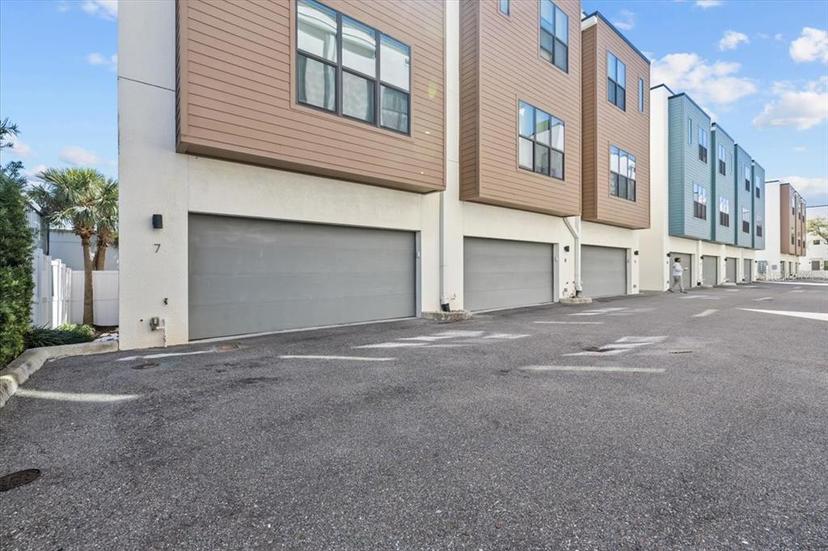 Picture of 4810 W Mcelroy Avenue Unit 7, Tampa FL 33611