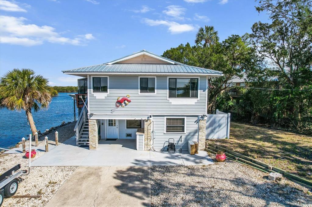 Picture of 605 N Lake Circle, Crystal River, FL 34429