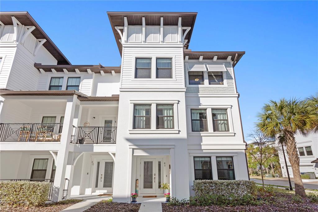 Picture of 5351 Bridge Street Unit 41, Tampa, FL 33611