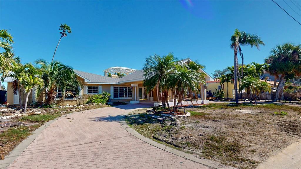 Picture of 15417 2Nd Street E, Madeira Beach, FL 33708