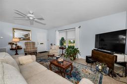Picture of 8450 Candlewood Road, Seminole, FL 33777