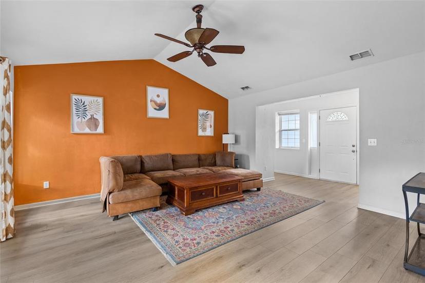 Picture of 6300 Ave D, Mc Intosh FL 32664