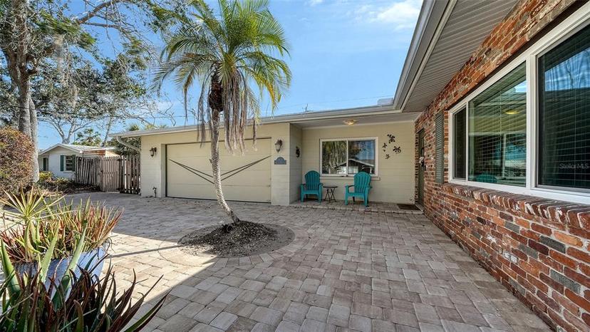 Picture of 5525 Shadow Lawn Drive, Sarasota FL 34242