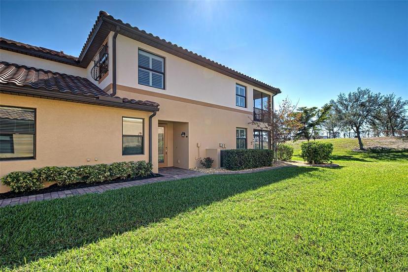 Picture of 20110 Ragazza Circle Unit 102, Venice FL 34293