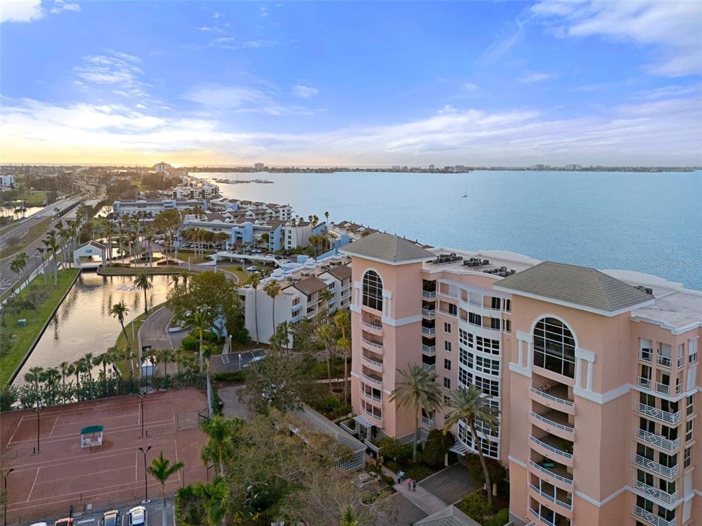 Picture of 4951 Bacopa Lane S Unit 801, St Petersburg, FL 33715
