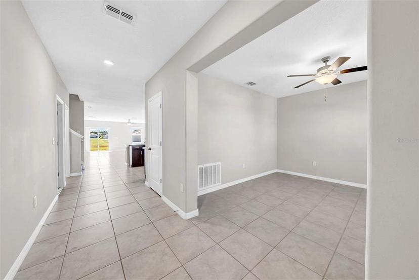 Picture of 9505 Lemon Drop Loop, Ruskin FL 33573