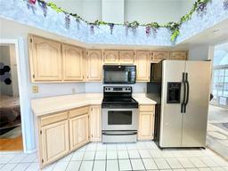 Picture of 12227 NW 8Th Place, Newberry, FL 32669