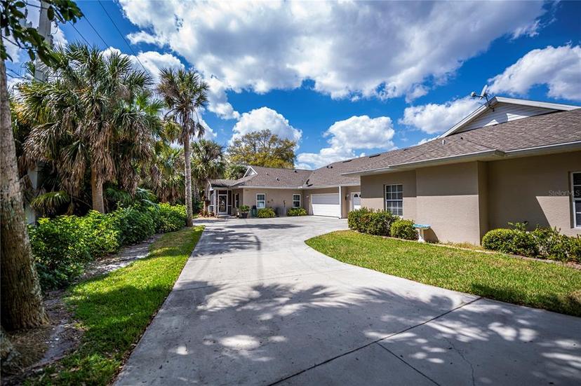 Picture of 1355 Red Oak Lane, Port Charlotte FL 33948