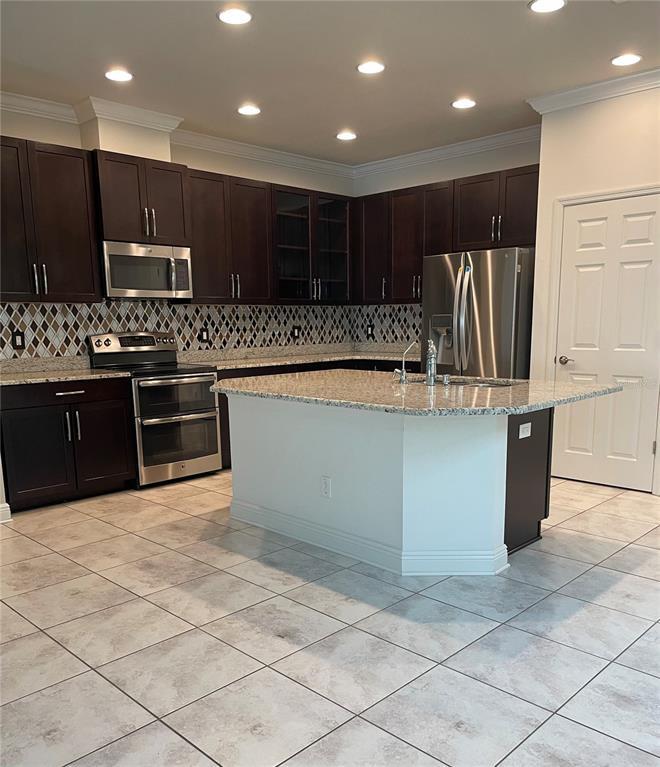 Picture of 11648 Palmetto Pine Street, Riverview FL 33569