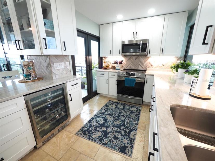 Picture of 6415 Midnight Pass Road Unit 904, Sarasota FL 34242